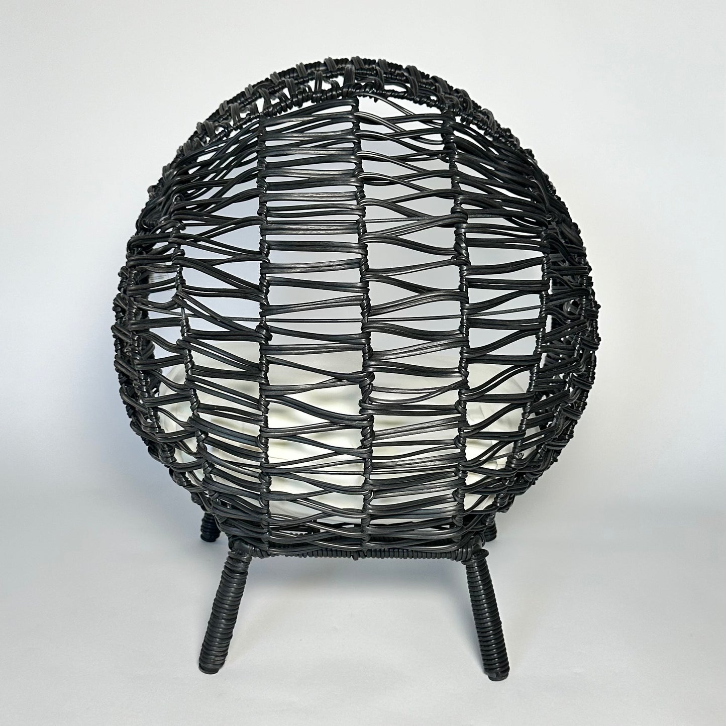 Black Wicker Hut