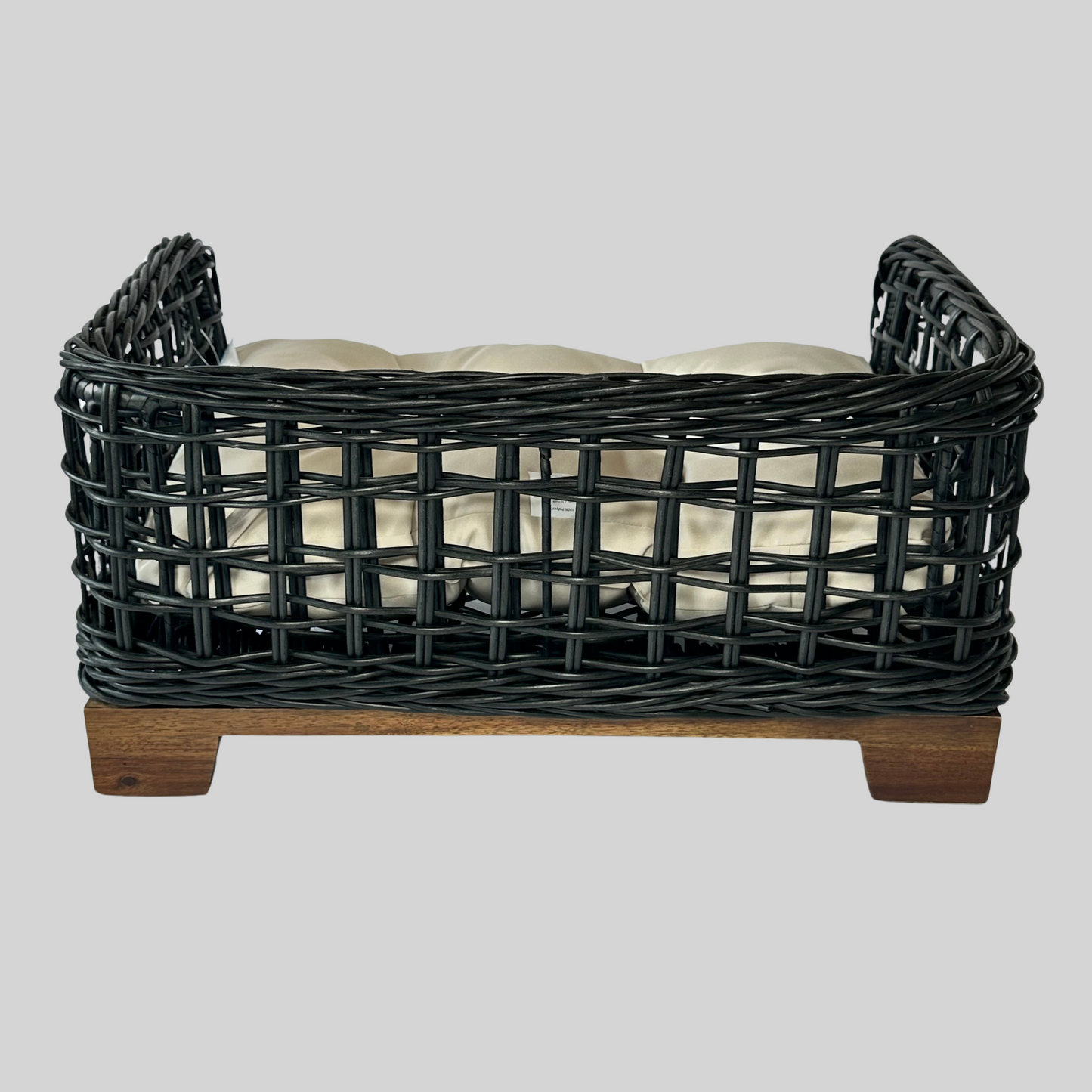Black Rectangular Wicker Bed Wood Leg