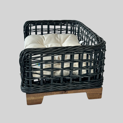 Black Rectangular Wicker Bed Wood Leg